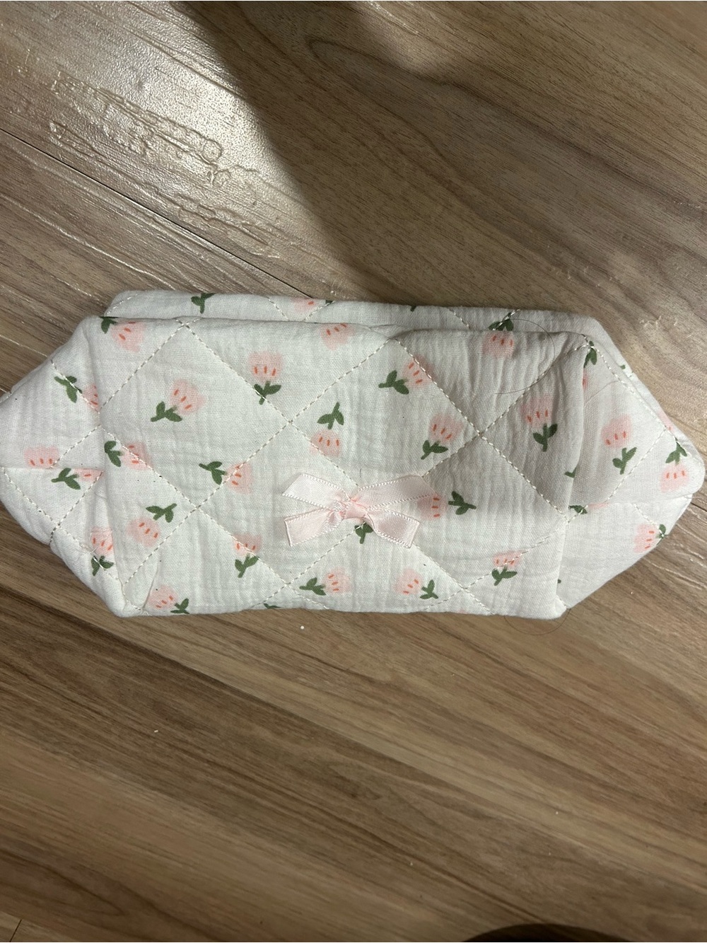 Quilted Floral Bow Cosmetic Case - Pink & White